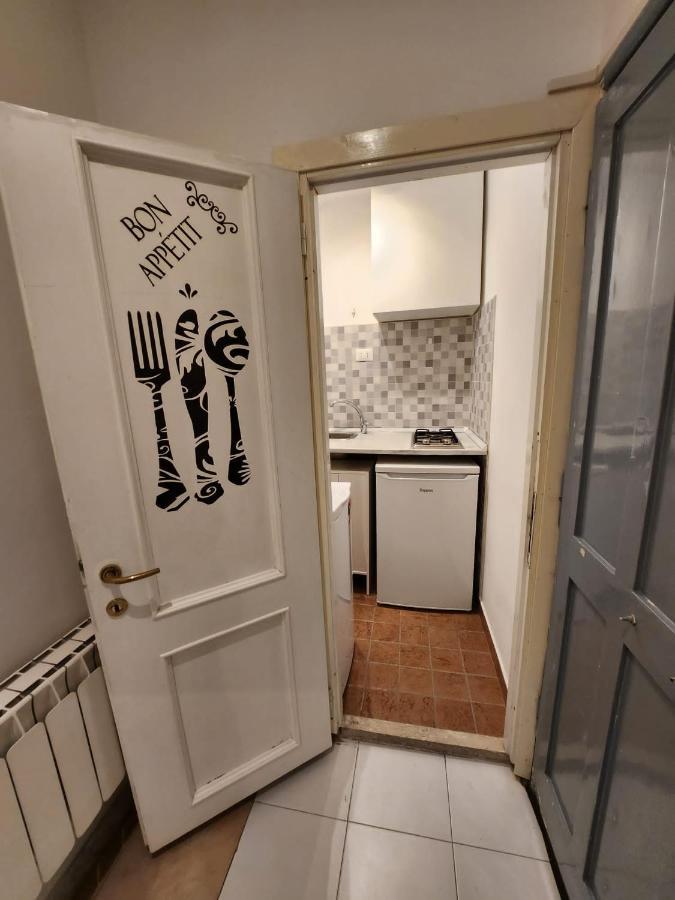 Monolocale Suite Con Terrazzino Rome Exterior photo